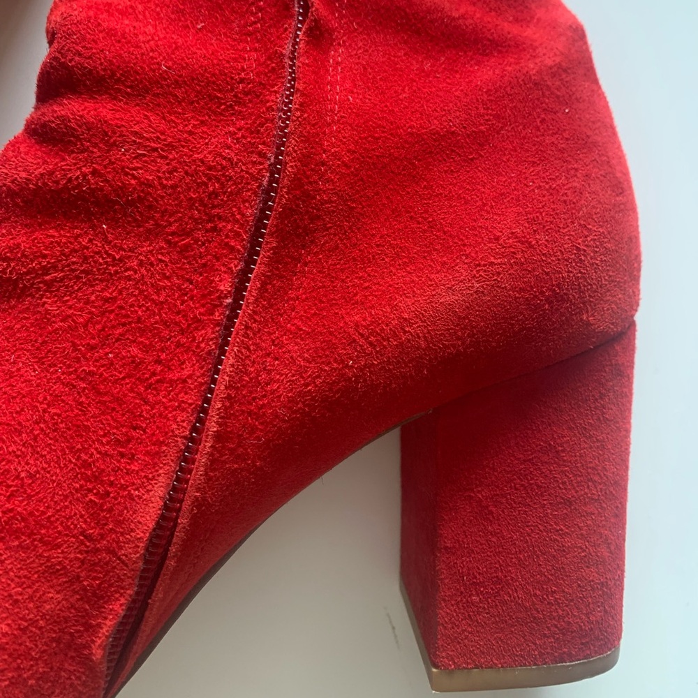 Halogen Abbi Red Suede Block Heel Ankle Booties - Picture 9 of 10